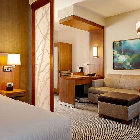 Hyatt Place Detroit/Novi Exterior photo